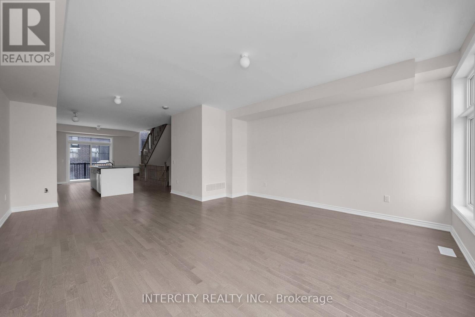16 Radisson Street, Vaughan, Ontario  L4H 5J3 - Photo 17 - N12961590