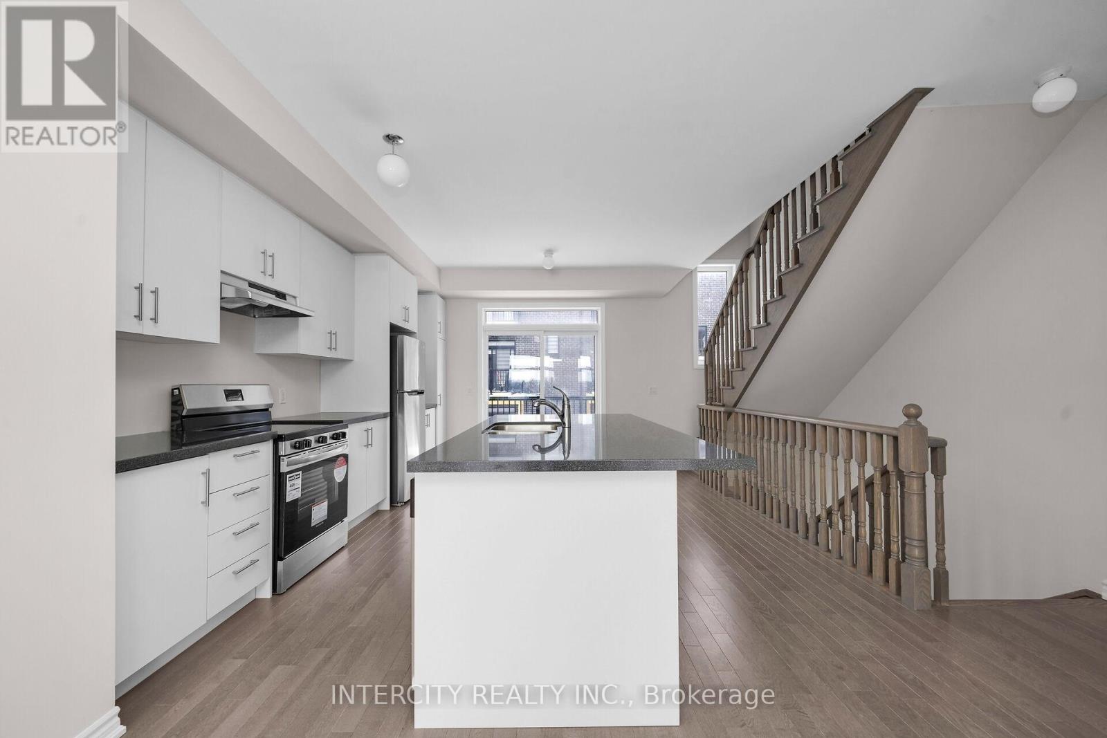 16 Radisson Street, Vaughan, Ontario  L4H 5J3 - Photo 18 - N12961590