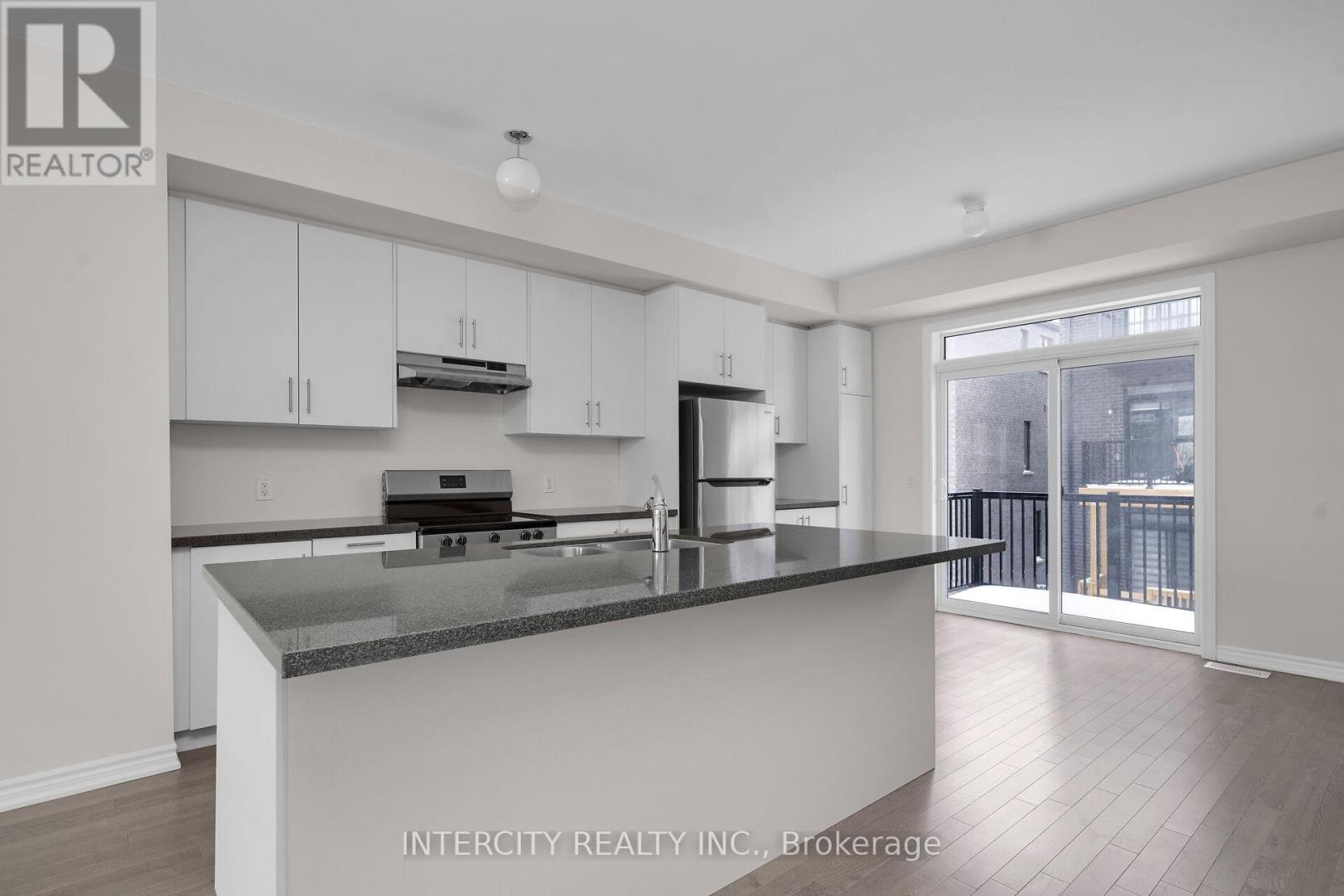 16 Radisson Street, Vaughan, Ontario  L4H 5J3 - Photo 8 - N12961590