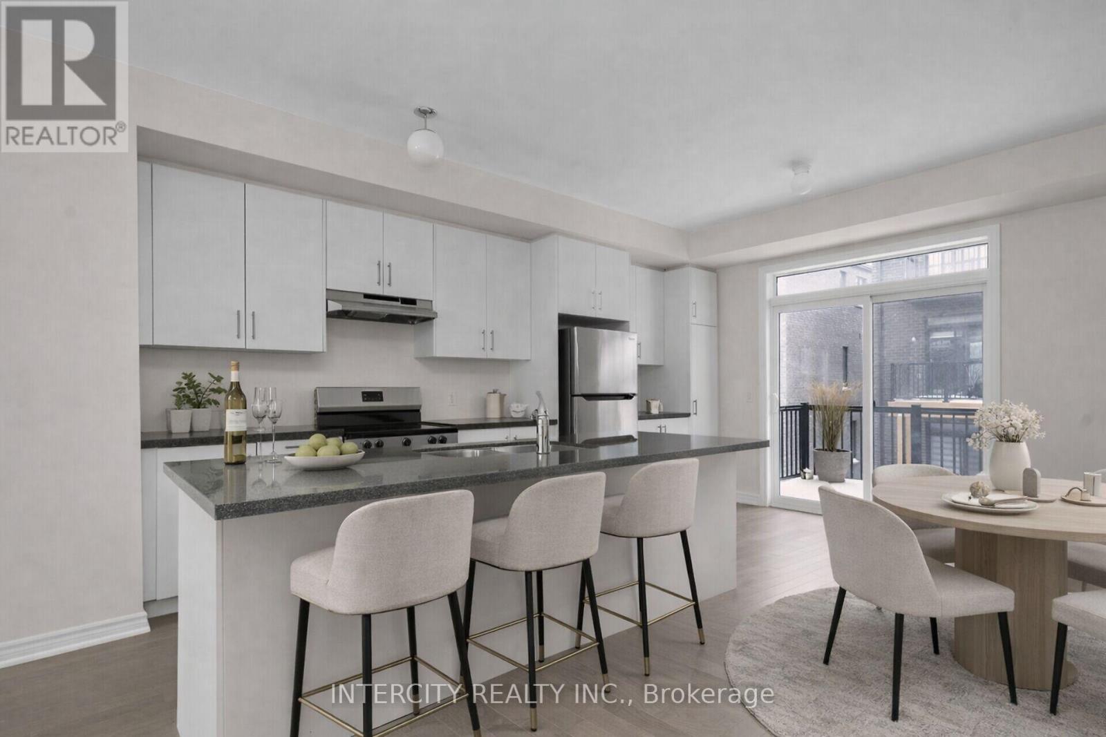 16 Radisson Street, Vaughan, Ontario  L4H 5J3 - Photo 9 - N12961590