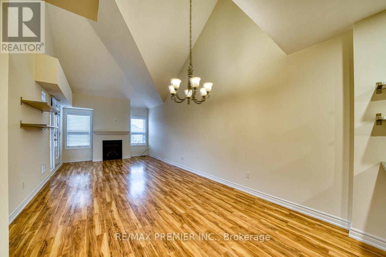 302 - 2 Cove Court, Collingwood, Ontario  L9Y 0Y6 - Photo 13 - S12961514