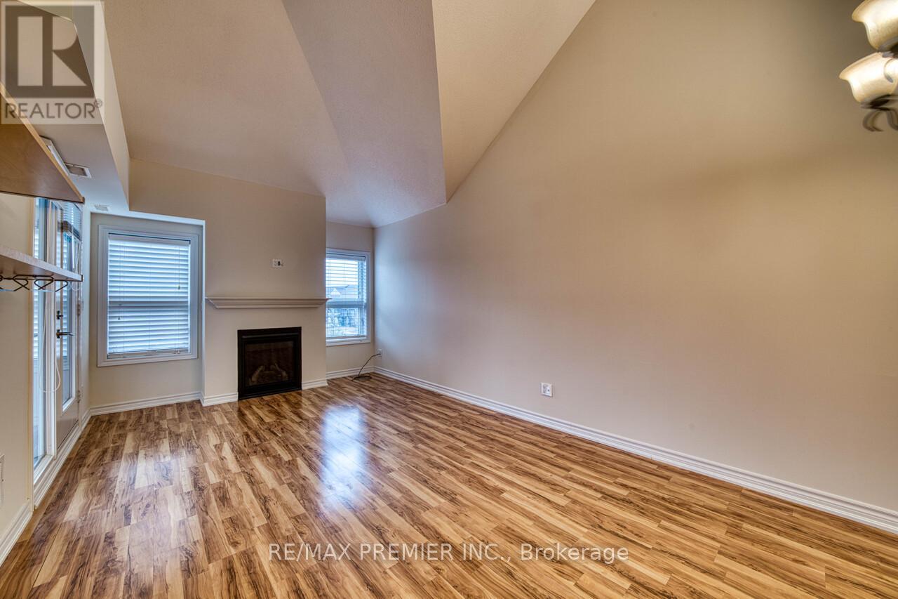 302 - 2 Cove Court, Collingwood, Ontario  L9Y 0Y6 - Photo 17 - S12961514