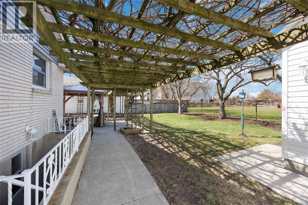 1224 Arlington Avenue, Sarnia, Ontario  N7S 3T8 - Photo 41 - 26006805