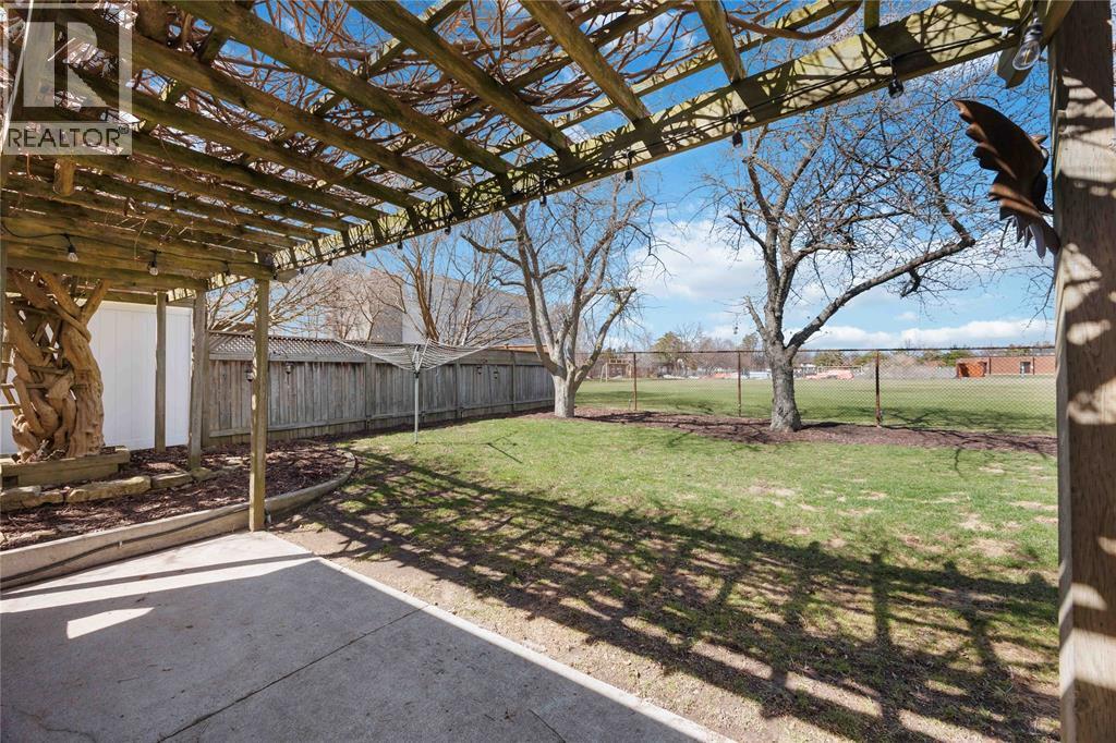 1224 Arlington Avenue, Sarnia, Ontario  N7S 3T8 - Photo 44 - 26006805