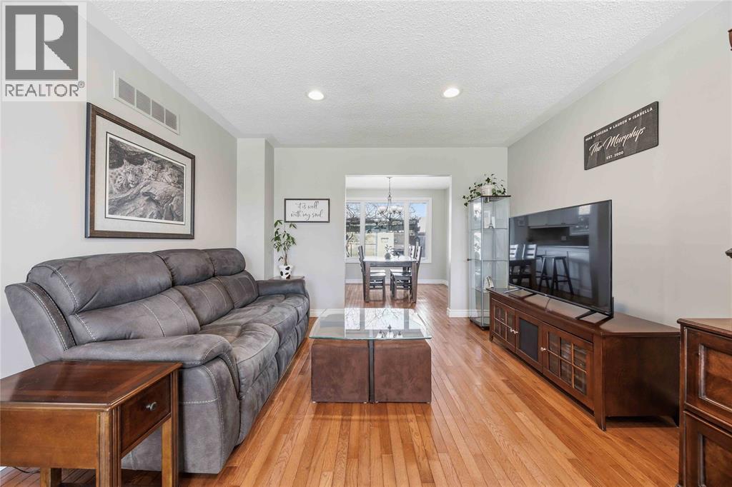 1224 Arlington Avenue, Sarnia, Ontario  N7S 3T8 - Photo 5 - 26006805