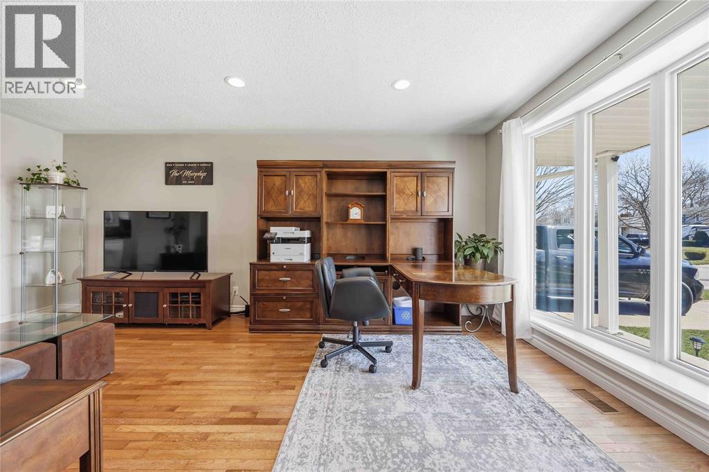 1224 Arlington Avenue, Sarnia, Ontario  N7S 3T8 - Photo 9 - 26006805