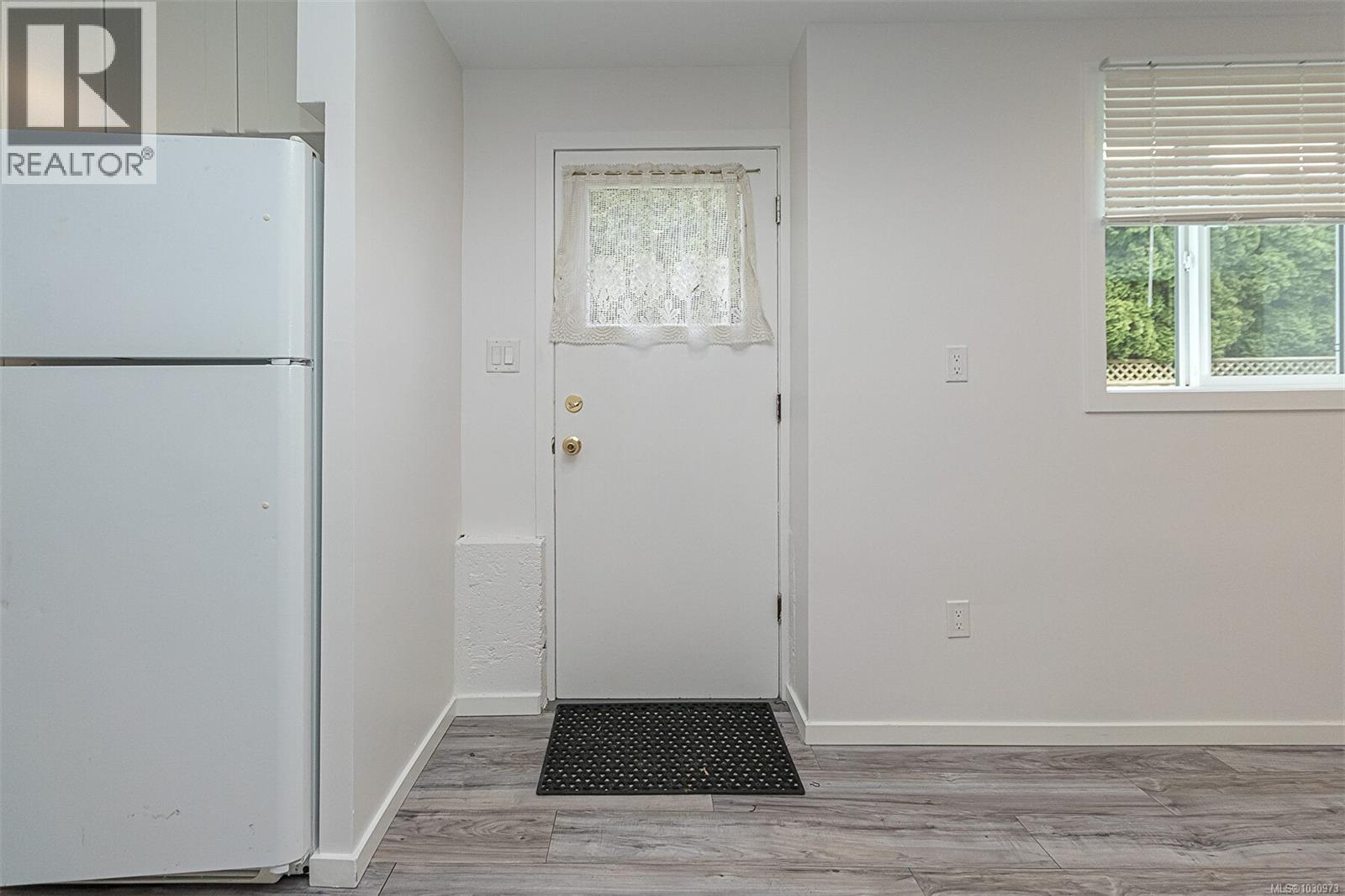 1905 Richardson St, Victoria, British Columbia  V8S 1S3 - Photo 25 - 1030973