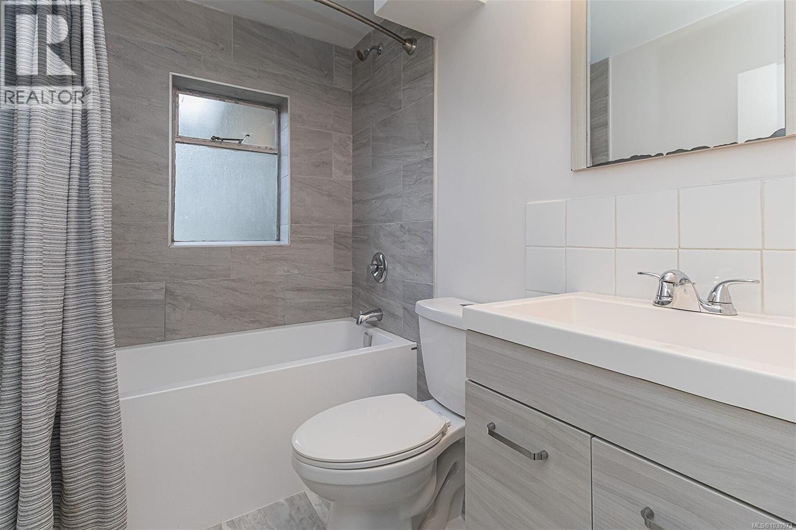 1905 Richardson St, Victoria, British Columbia  V8S 1S3 - Photo 34 - 1030973