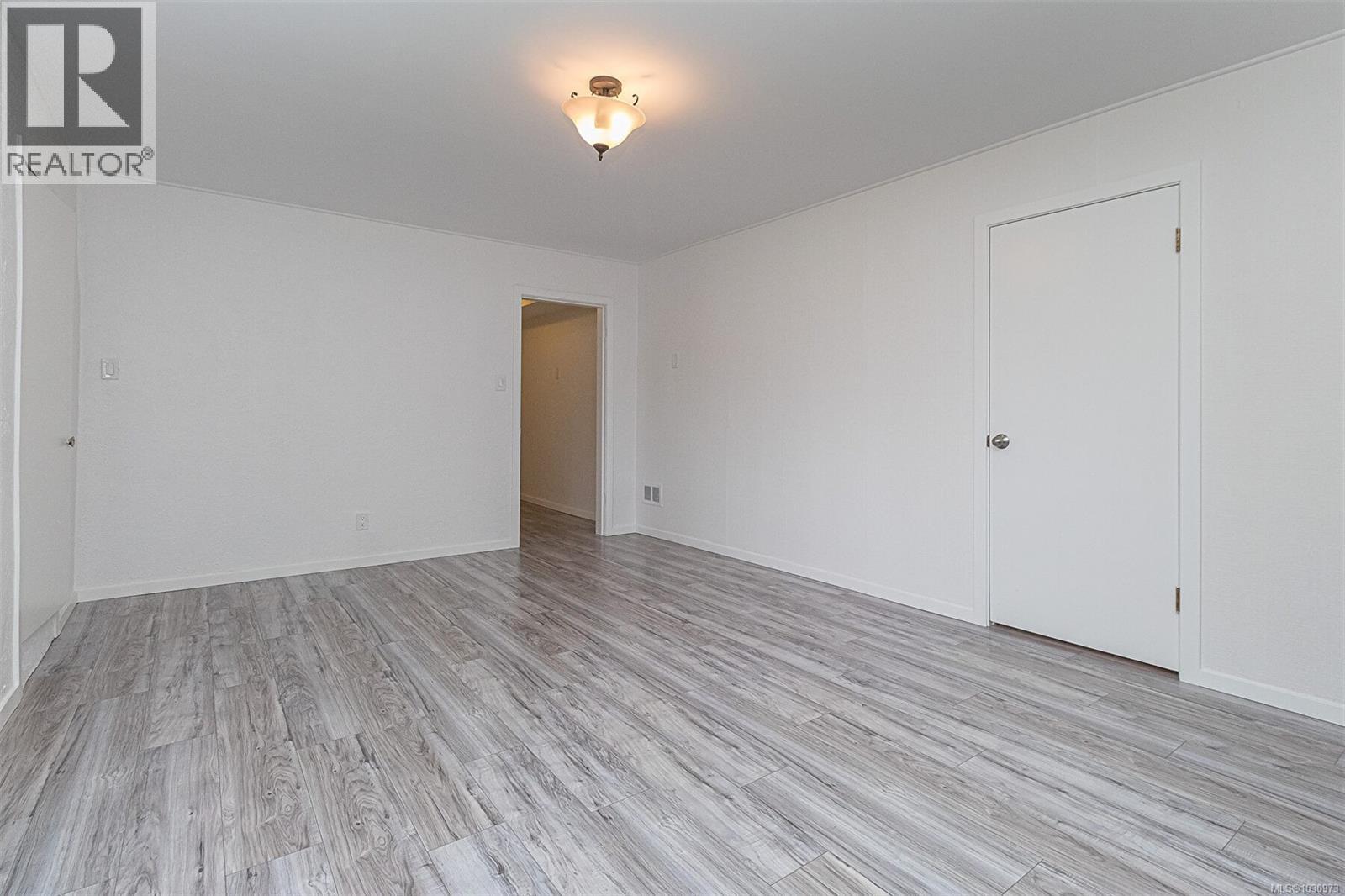 1905 Richardson St, Victoria, British Columbia  V8S 1S3 - Photo 27 - 1030973