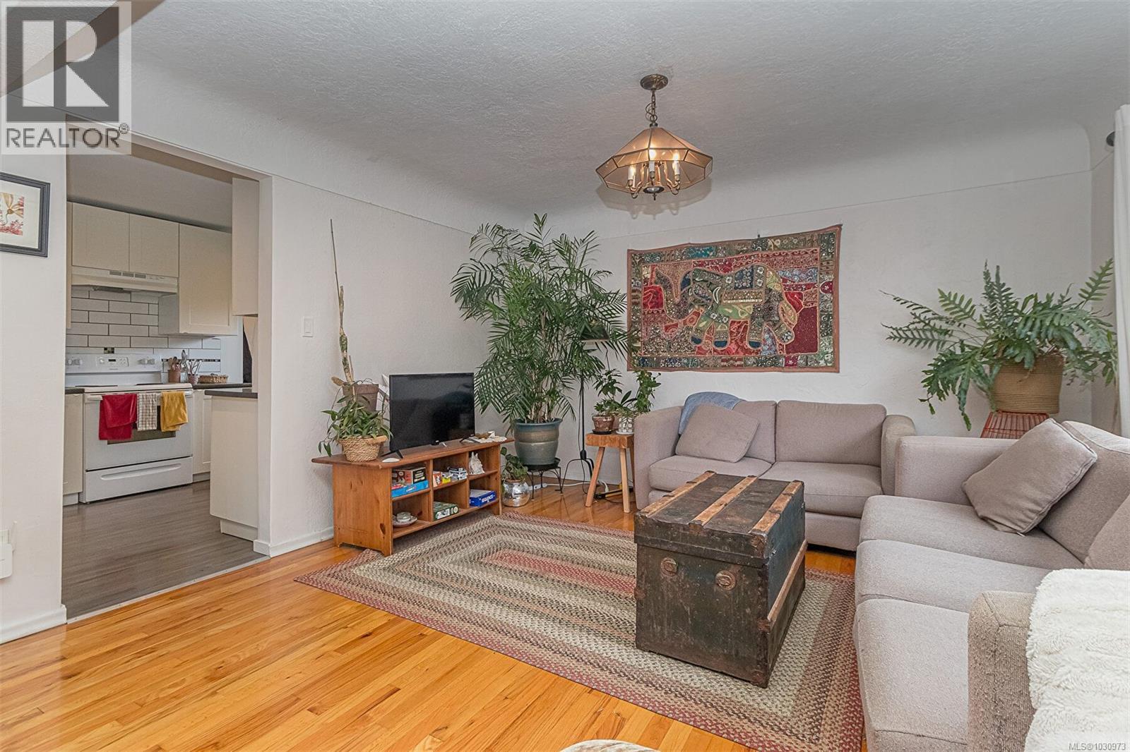 1905 Richardson St, Victoria, British Columbia  V8S 1S3 - Photo 8 - 1030973