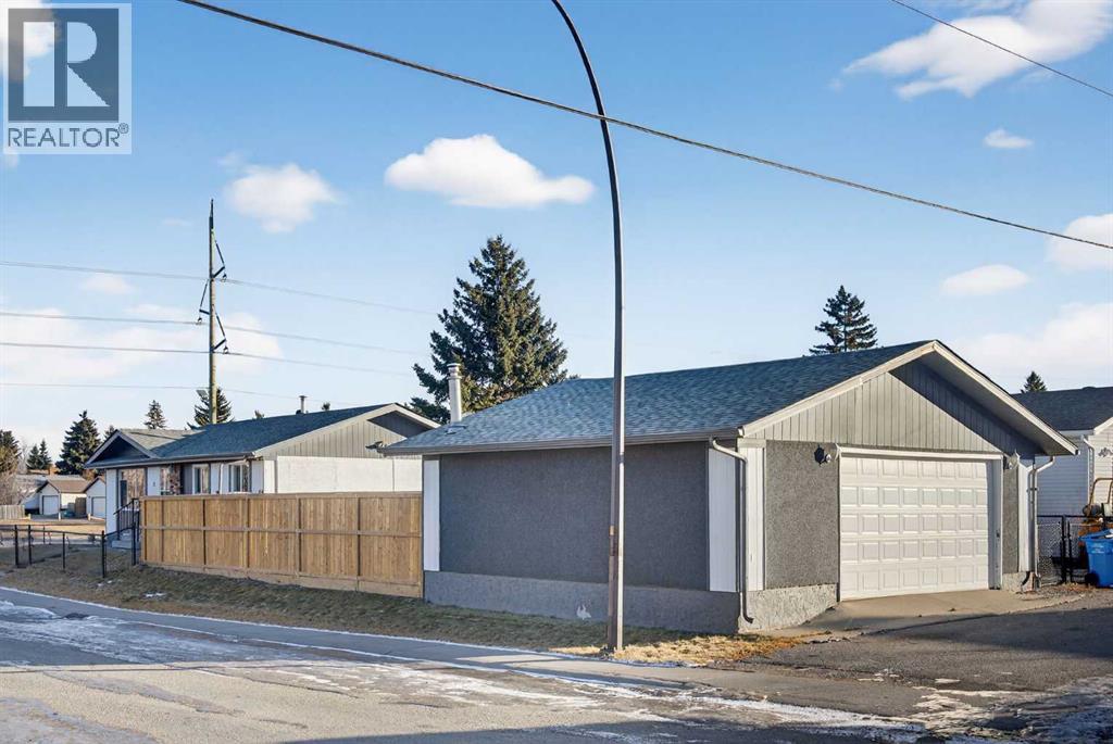 8 Malvern Crescent Ne, Calgary, Alberta  T2A 6Z6 - Photo 34 - A2297261