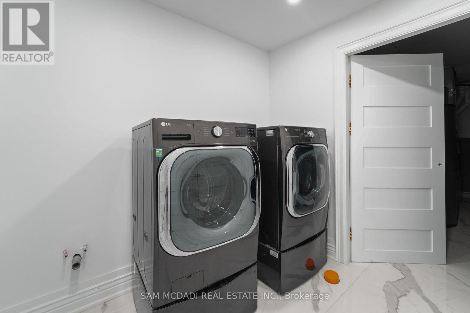 Basement - 1394 Lorne Park Road, Mississauga, Ontario  L5H 3B3 - Photo 21 - W12961524