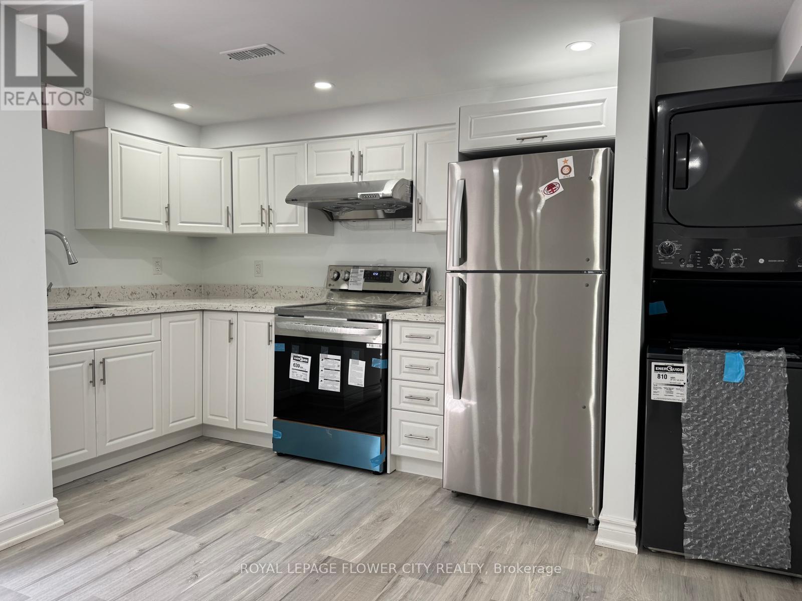 Basement - 98 Corkett Drive, Brampton, Ontario L6X 3E7 - Photo 6 - W12961544