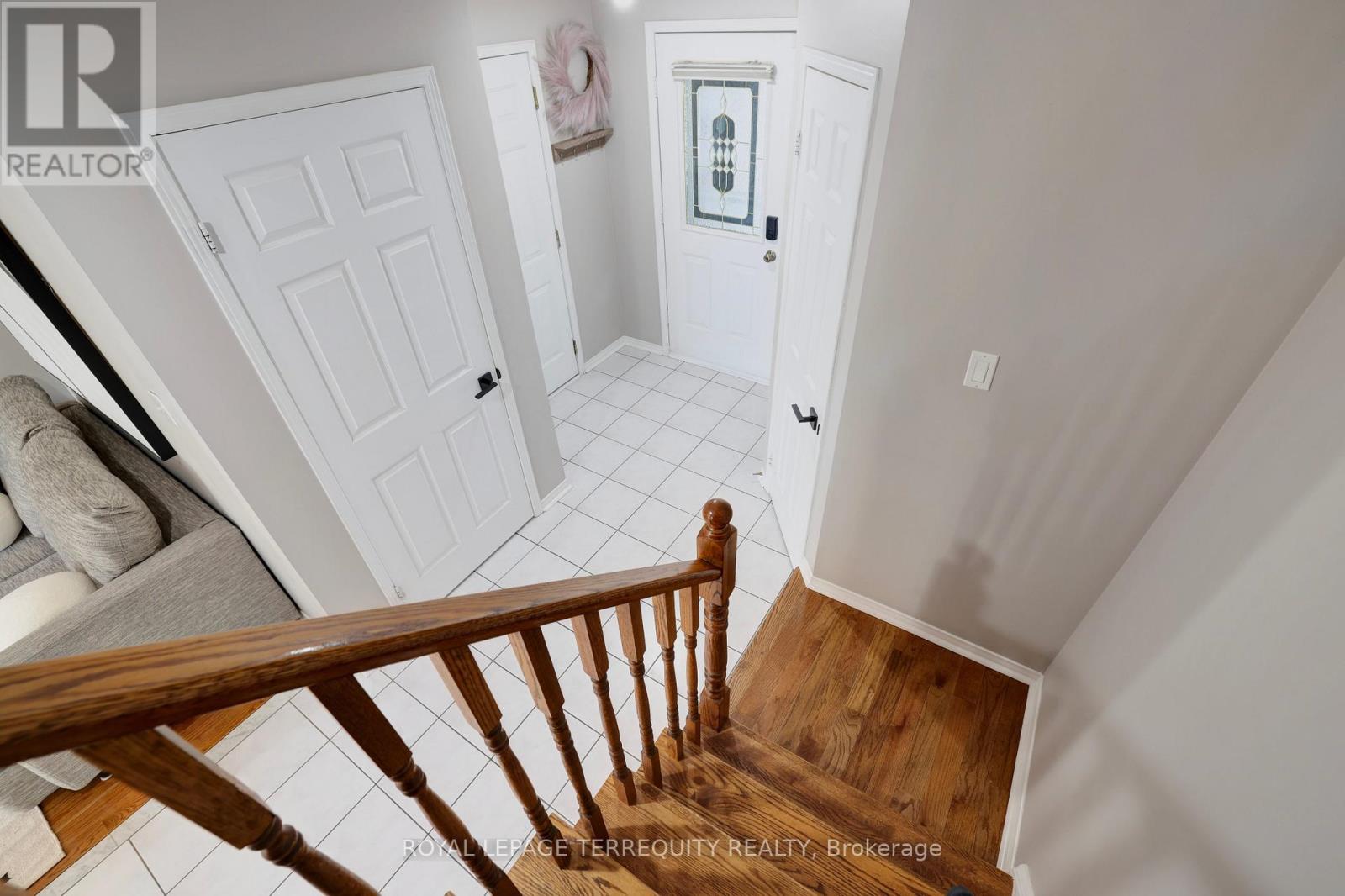 369 Rosegate Way, Oakville, Ontario  L6H 6K1 - Photo 11 - W12961558