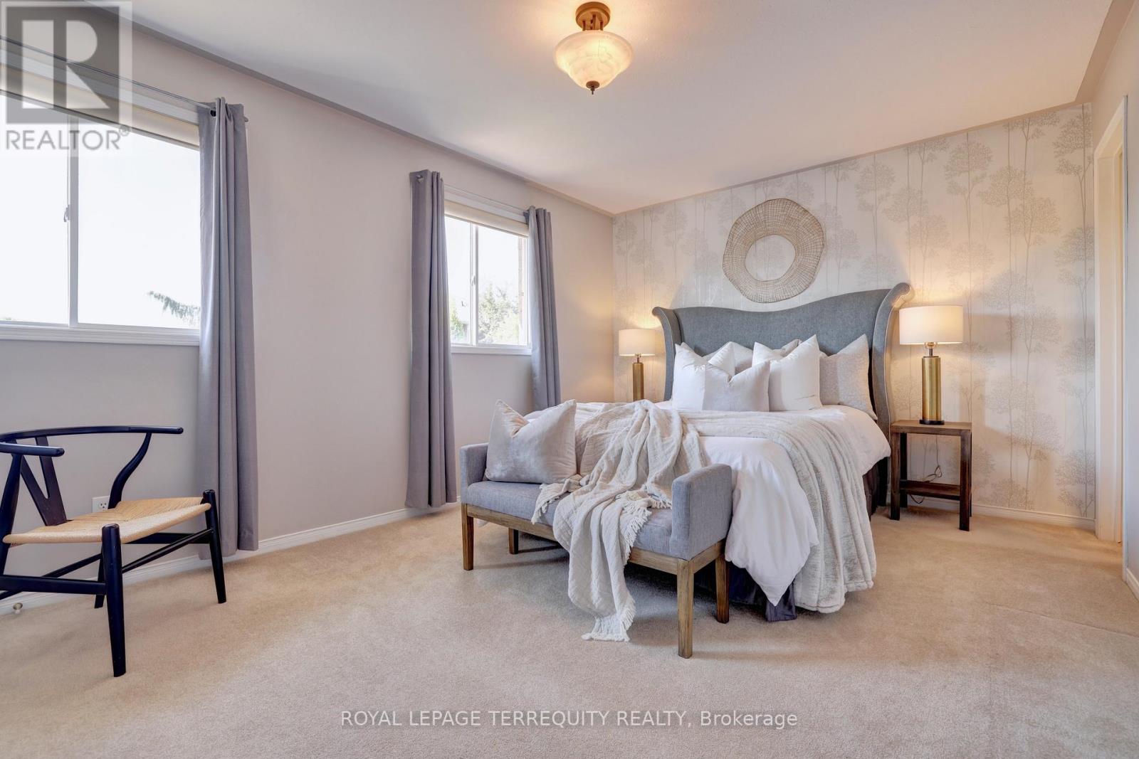 369 Rosegate Way, Oakville, Ontario  L6H 6K1 - Photo 14 - W12961558