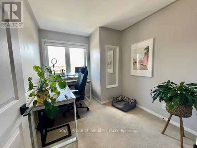 369 Rosegate Way, Oakville, Ontario  L6H 6K1 - Photo 21 - W12961558