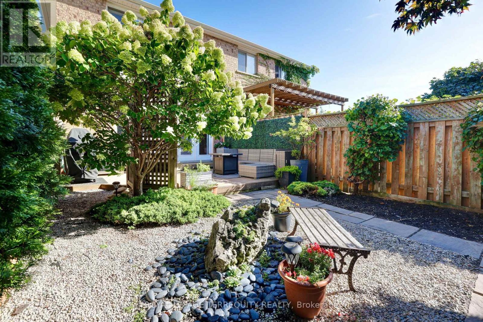 369 Rosegate Way, Oakville, Ontario  L6H 6K1 - Photo 39 - W12961558