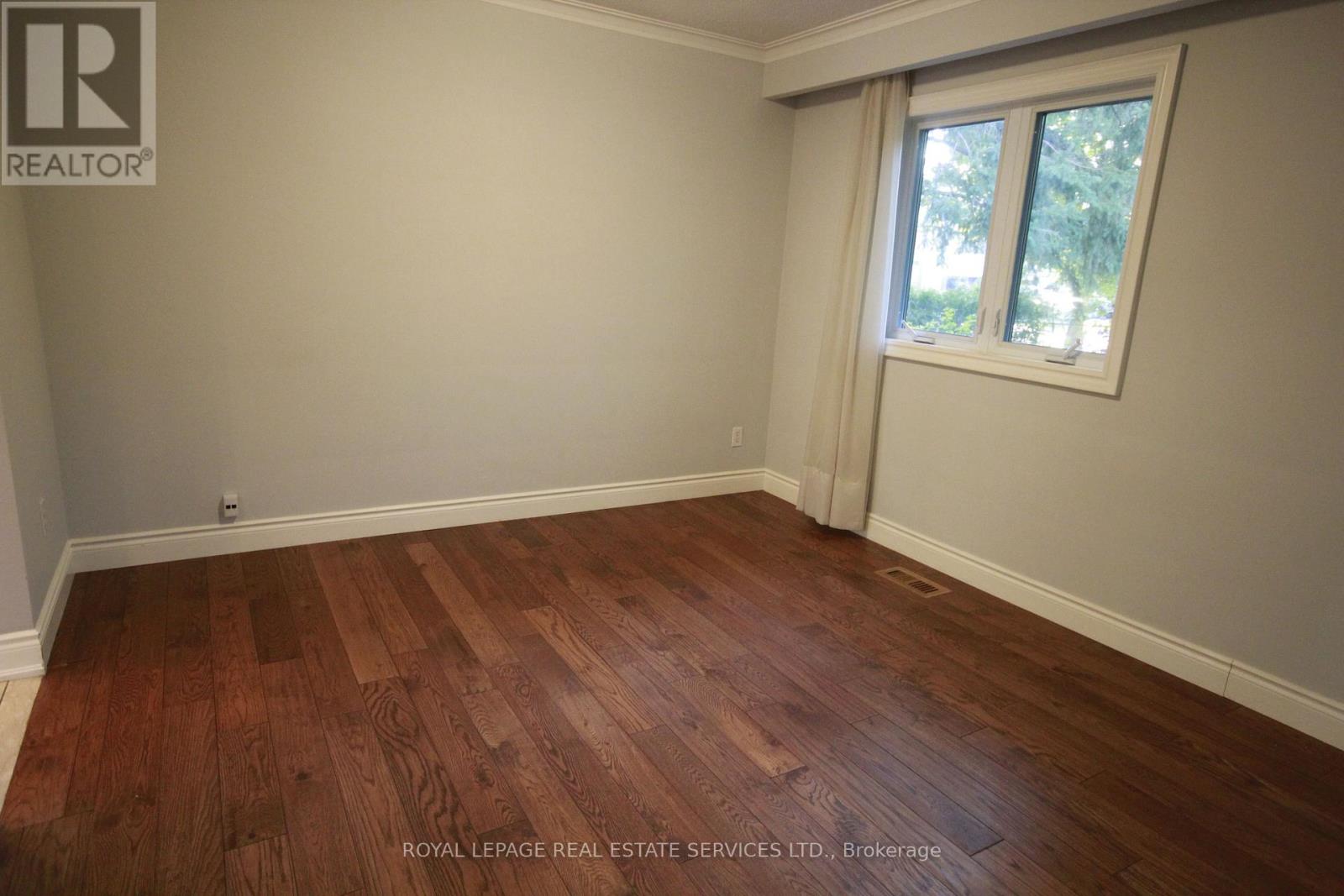 3524 Birchmeadow Crescent, Mississauga, Ontario  L4Y 3R7 - Photo 9 - W12961560