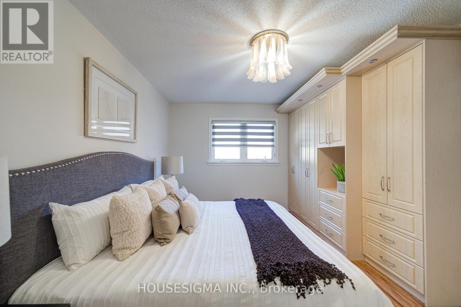 73 Brinkley Drive, Brampton, Ontario  L7A 1G3 - Photo 28 - W12961578