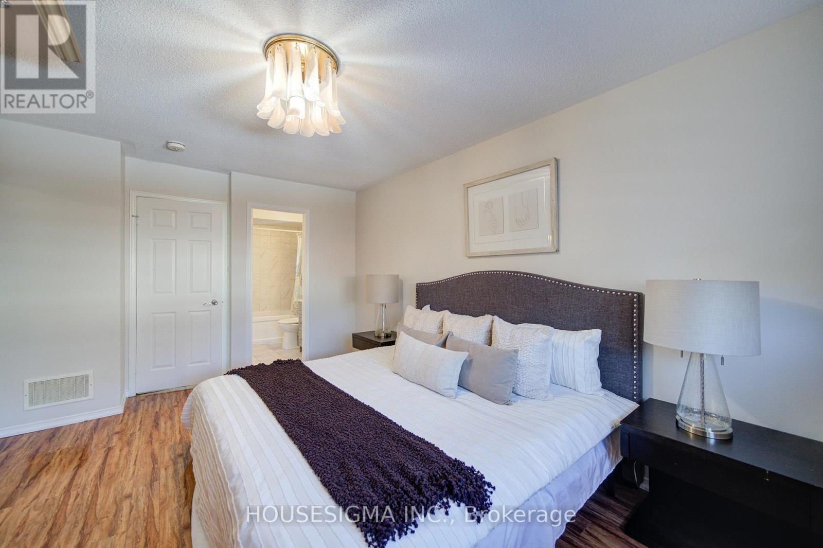 73 Brinkley Drive, Brampton, Ontario  L7A 1G3 - Photo 29 - W12961578