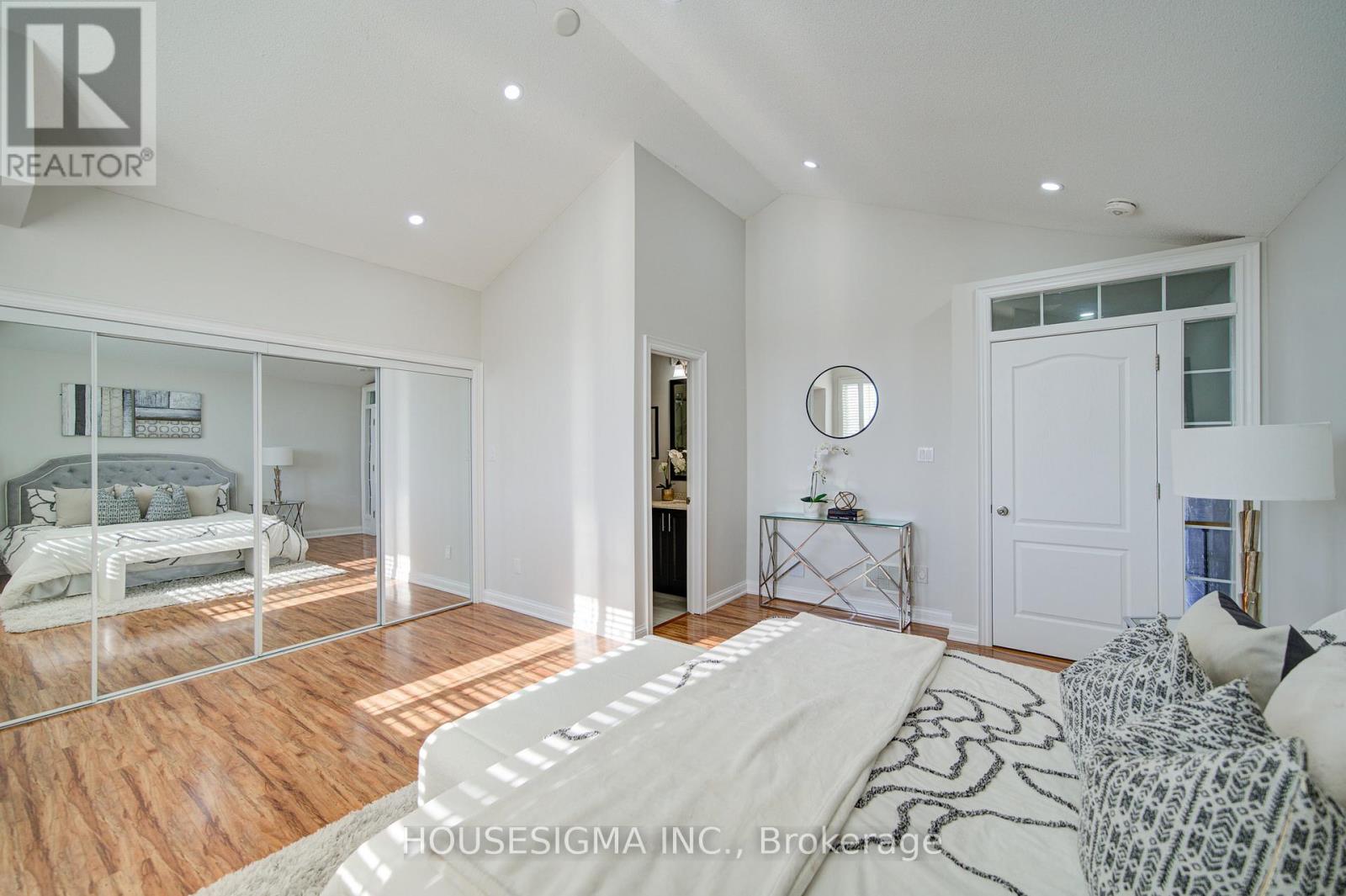 73 Brinkley Drive, Brampton, Ontario  L7A 1G3 - Photo 35 - W12961578