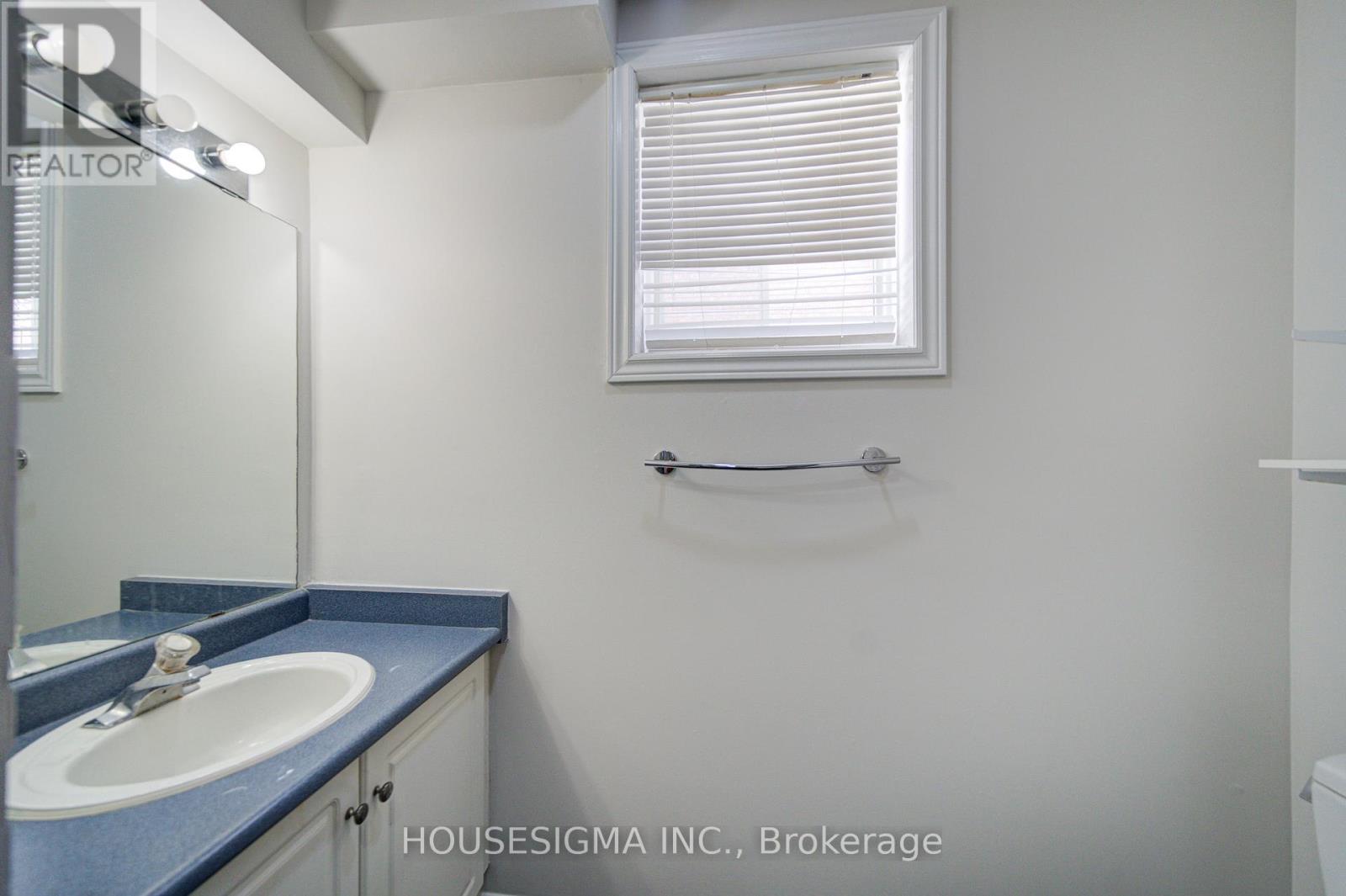 73 Brinkley Drive, Brampton, Ontario  L7A 1G3 - Photo 45 - W12961578