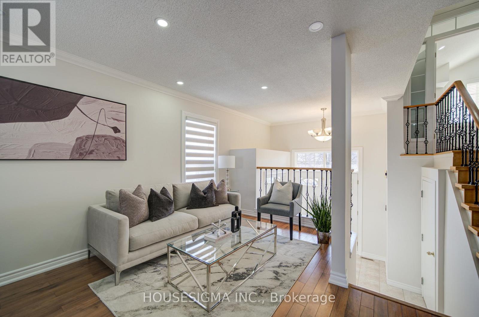 73 Brinkley Drive, Brampton, Ontario  L7A 1G3 - Photo 7 - W12961578