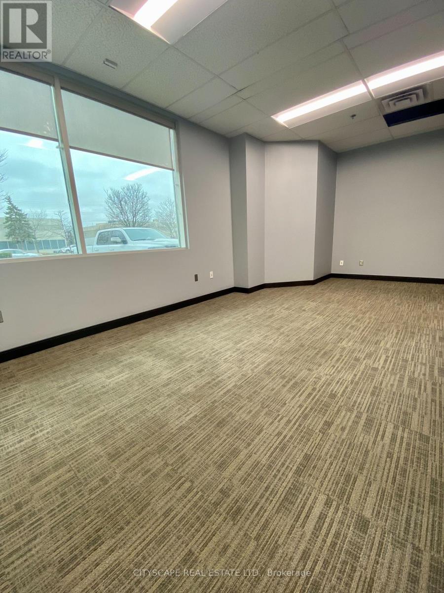 7075 Edwards Boulevard, Mississauga, Ontario  L5S 1Z2 - Photo 6 - W12961596