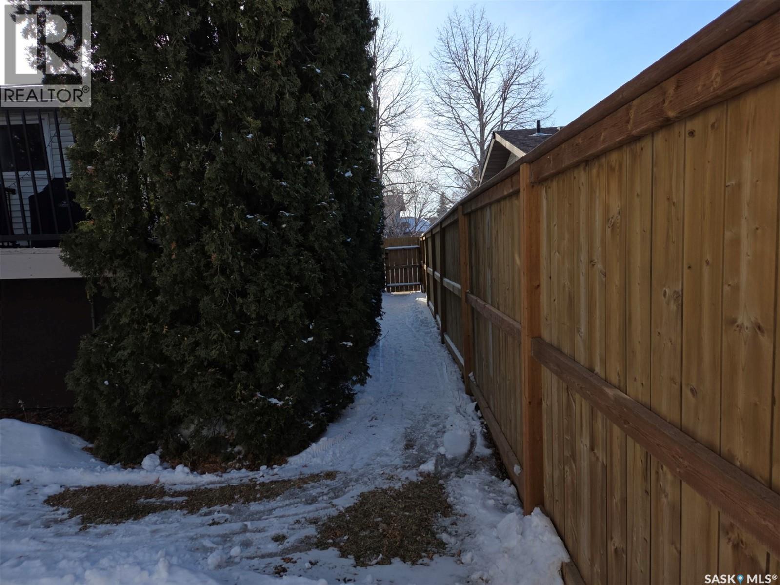 311 Wilkinson Crescent, Saskatoon, Saskatchewan  S7N 3L7 - Photo 9 - SK032155