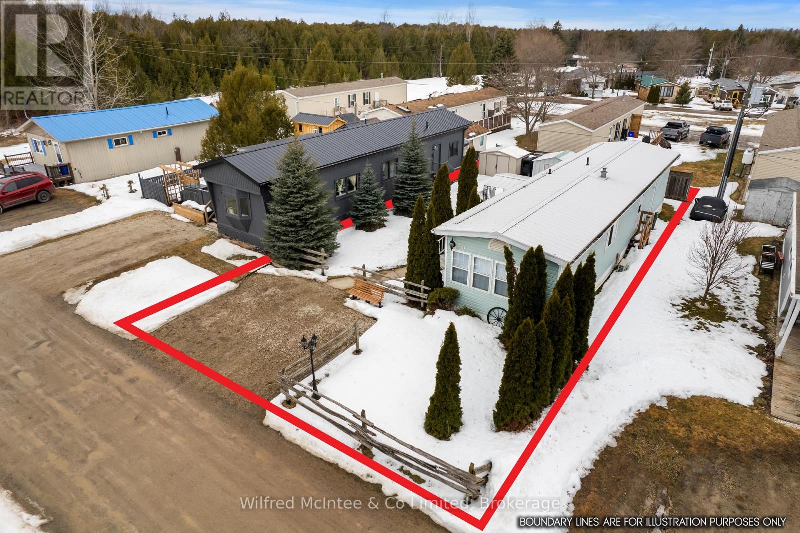 70 Applewood Boulevard, Kincardine, Ontario  N0H 2T0 - Photo 3 - X12868156