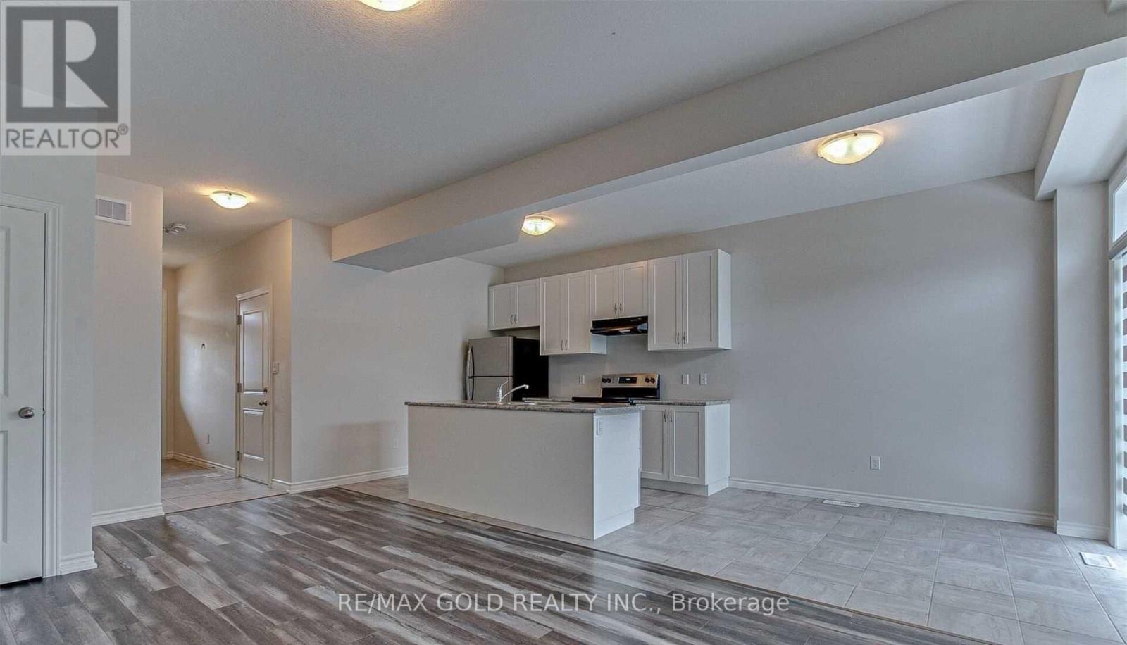 222 Links Crescent, Woodstock, Ontario  N4T 0M1 - Photo 6 - X12961580