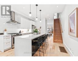 23 MANNING AVENUE, Toronto, Ontario