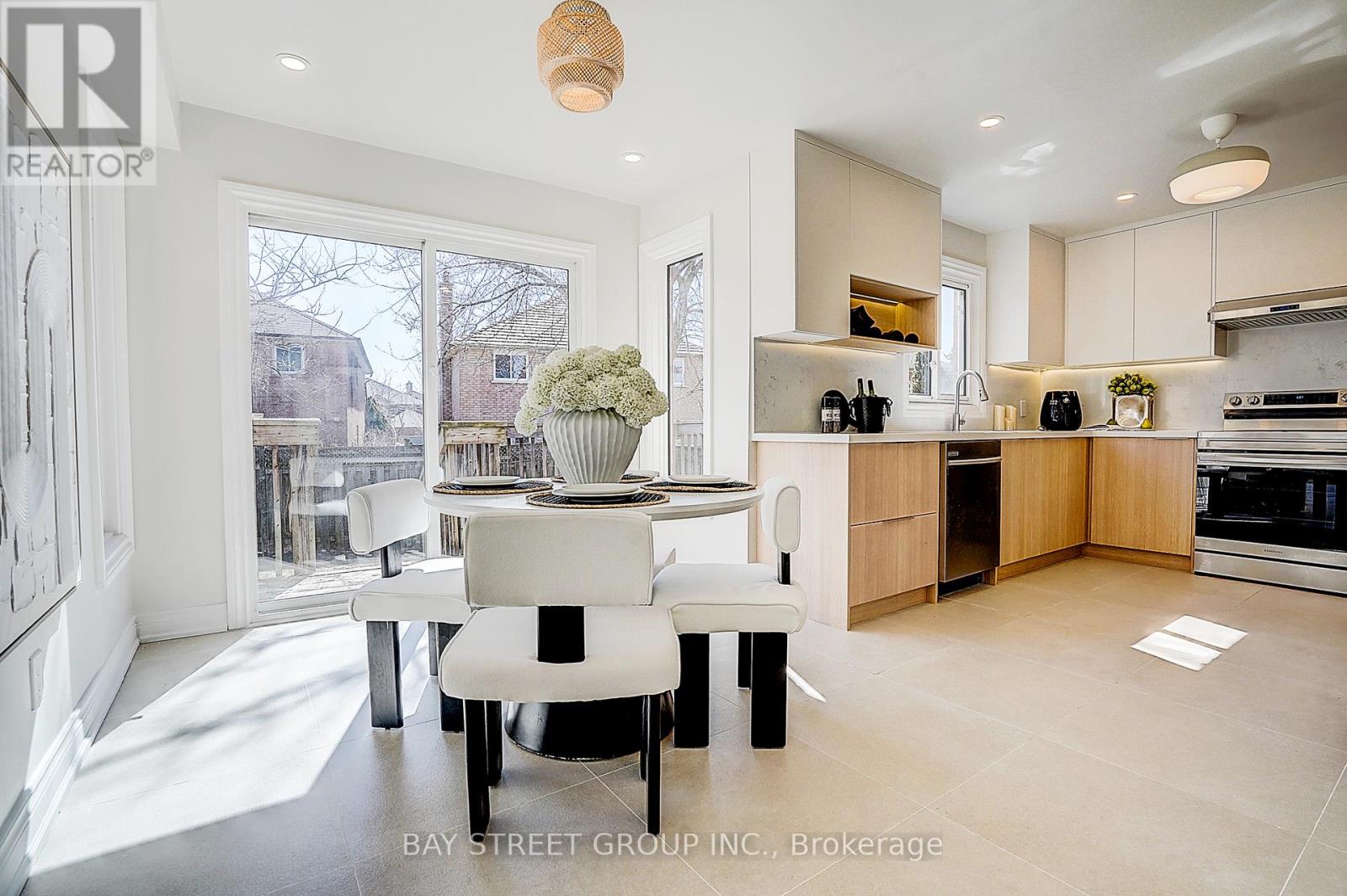 78 John Stiver Crescent, Markham, Ontario  L3R 9B3 - Photo 24 - N12954886