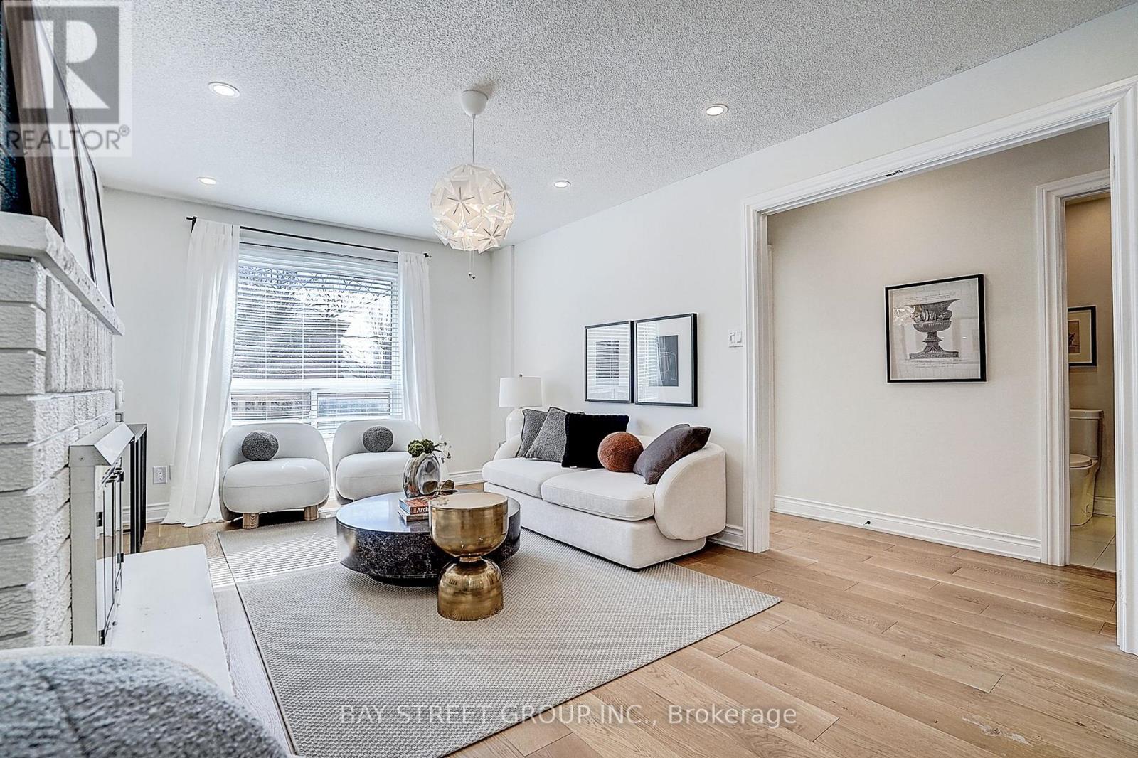 78 John Stiver Crescent, Markham, Ontario  L3R 9B3 - Photo 21 - N12954886