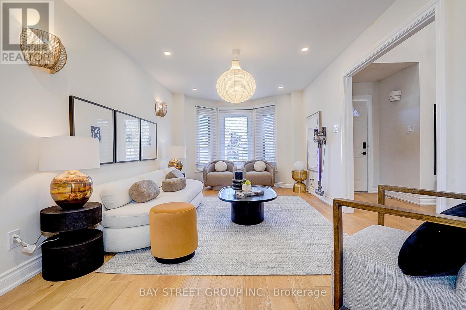 78 John Stiver Crescent, Markham, Ontario  L3R 9B3 - Photo 10 - N12954886