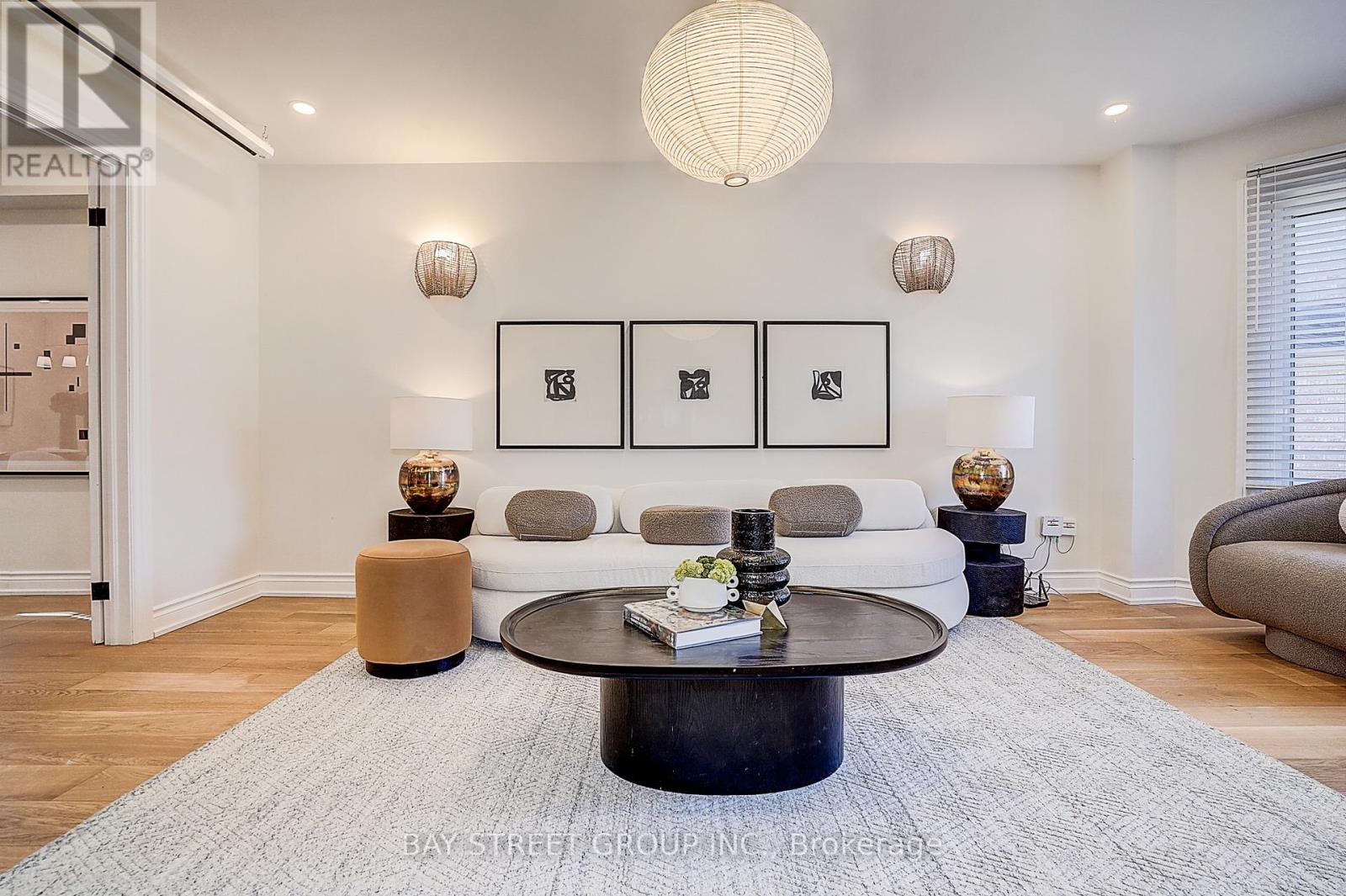 78 John Stiver Crescent, Markham, Ontario  L3R 9B3 - Photo 8 - N12954886