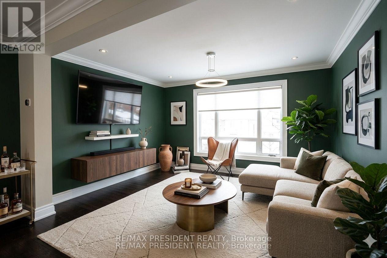 47 Harlow Crescent, Toronto, Ontario  M9V 2Y7 - Photo 5 - W12929326