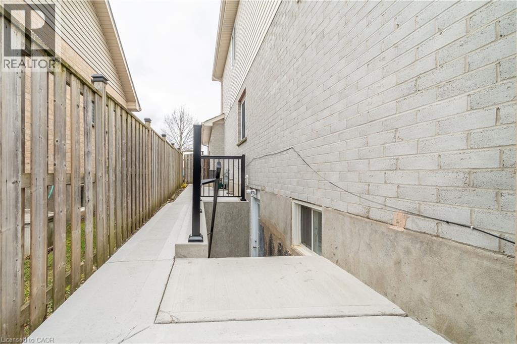 1723 Stackhouse Avenue, London, Ontario  N5X 4H9 - Photo 46 - 40817832