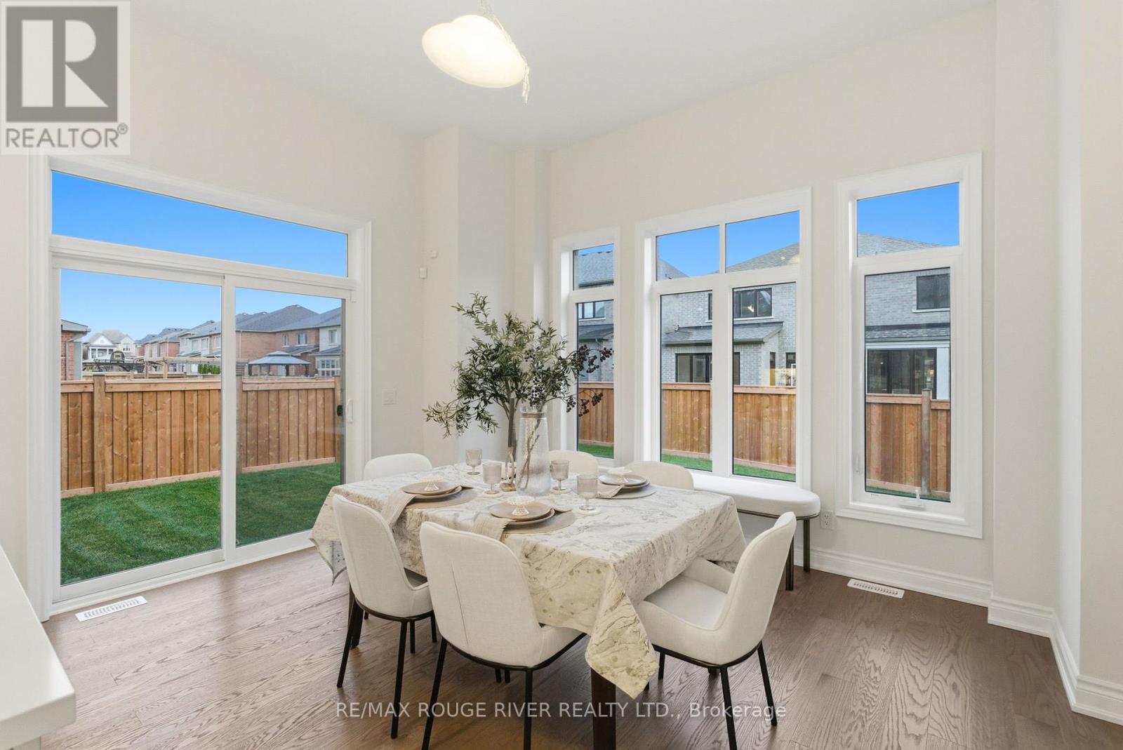 15 Brabin Circle, Whitby, Ontario  L1P 0C1 - Photo 16 - E12961664