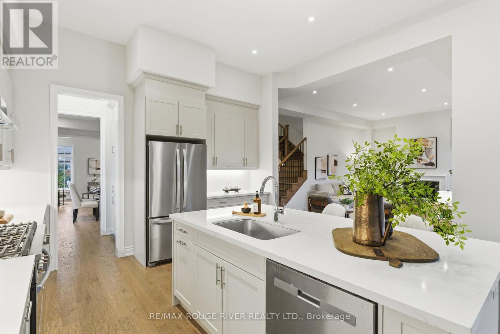 15 Brabin Circle, Whitby, Ontario  L1P 0C1 - Photo 18 - E12961664