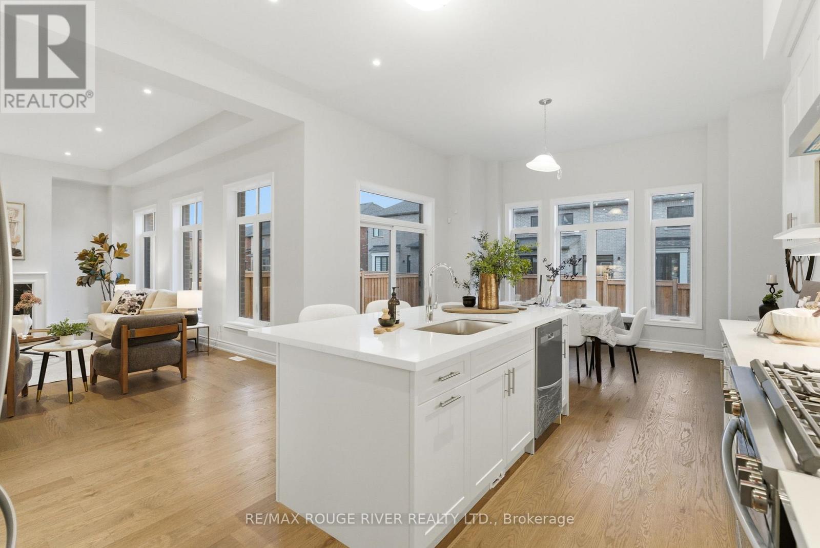 15 Brabin Circle, Whitby, Ontario  L1P 0C1 - Photo 21 - E12961664