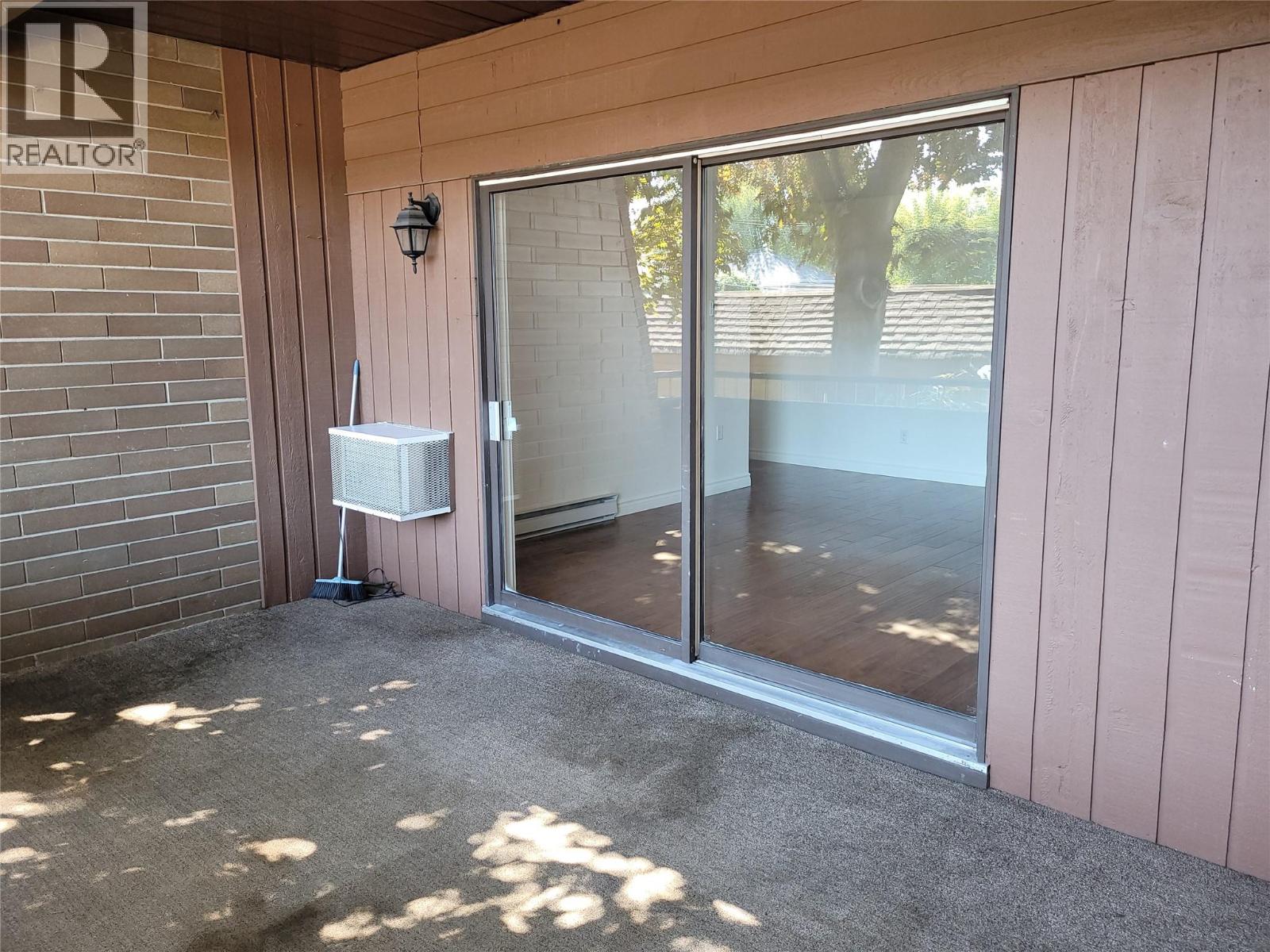 983 Bernard Avenue Unit# 206, Kelowna, British Columbia  V1Y 6P7 - Photo 22 - 10381566