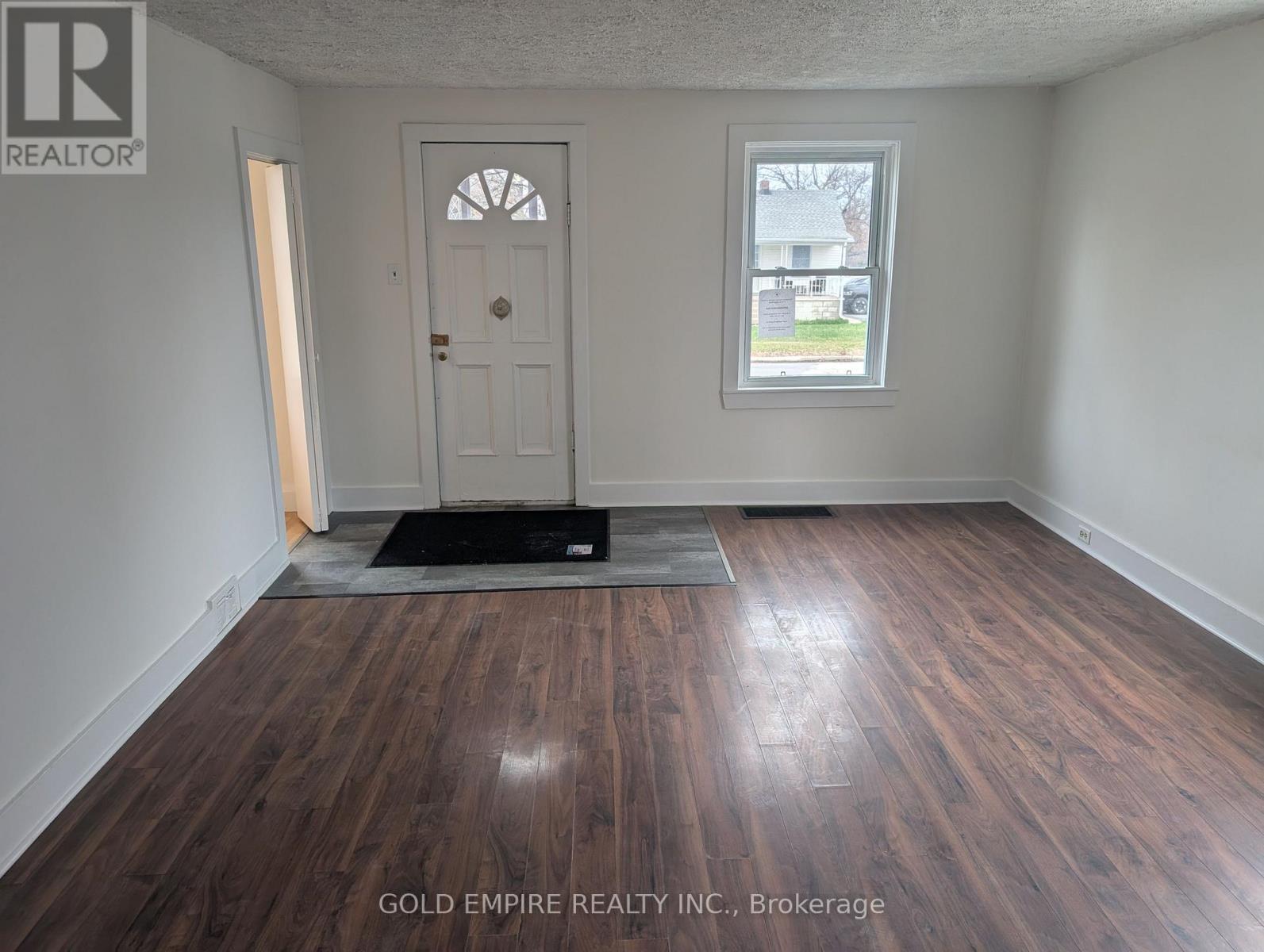 317 Maxwell Street, Sarnia, Ontario  N7T 5C6 - Photo 5 - X12961706