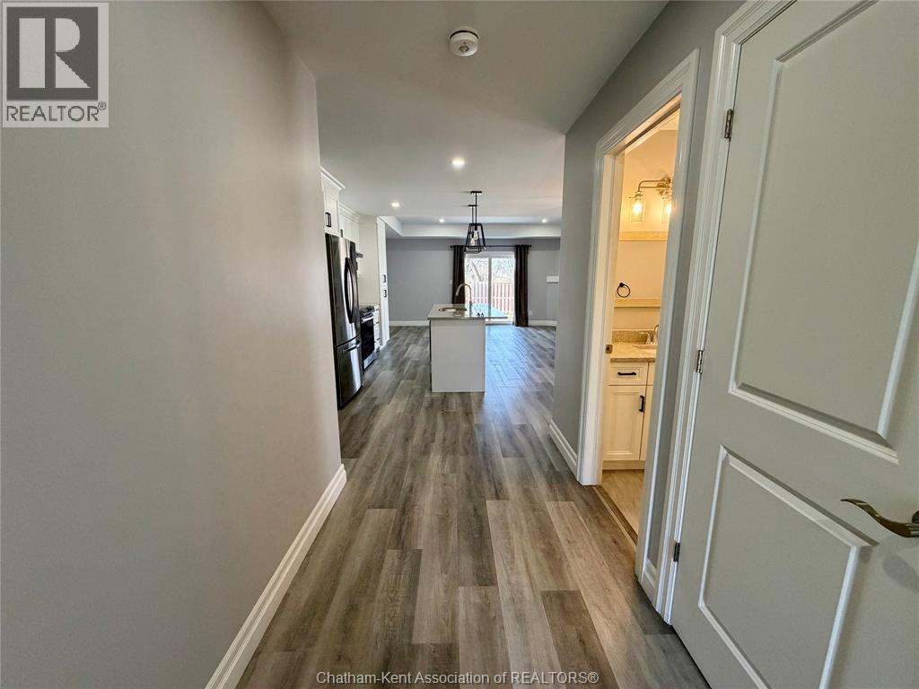 60 Churchill Park Road, Chatham, Ontario  N7M 0R8 - Photo 7 - 26007148