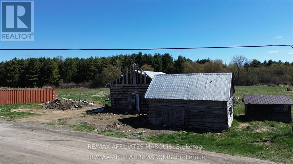 520 Pioneer Road S, Merrickville-Wolford, Ontario  K0G 1N0 - Photo 2 - X12961680