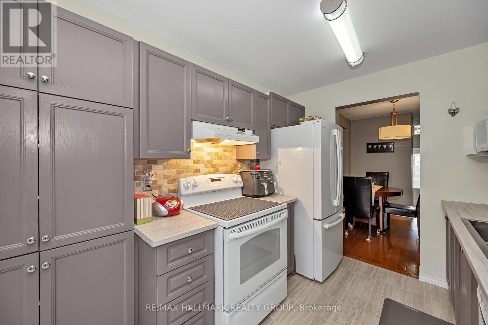 1614 Varennes Boulevard, Ottawa, Ontario  K4A 3Z8 - Photo 11 - X12961686