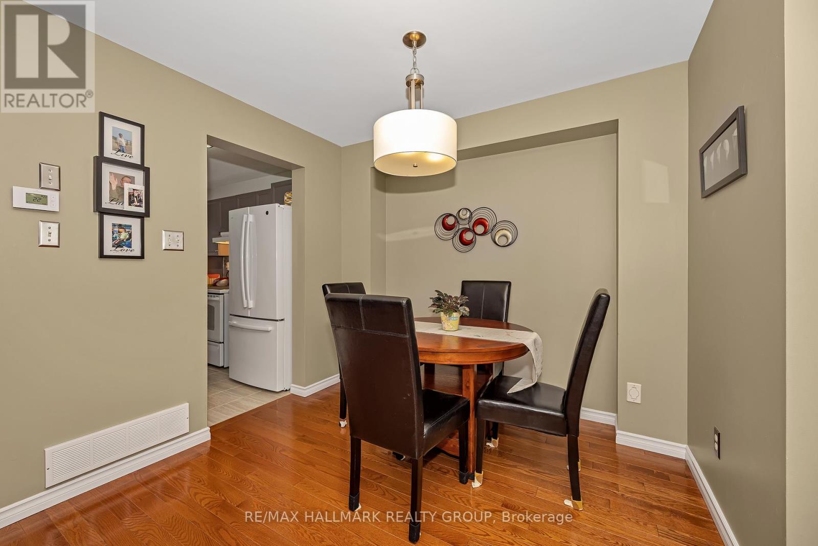 1614 Varennes Boulevard, Ottawa, Ontario  K4A 3Z8 - Photo 6 - X12961686