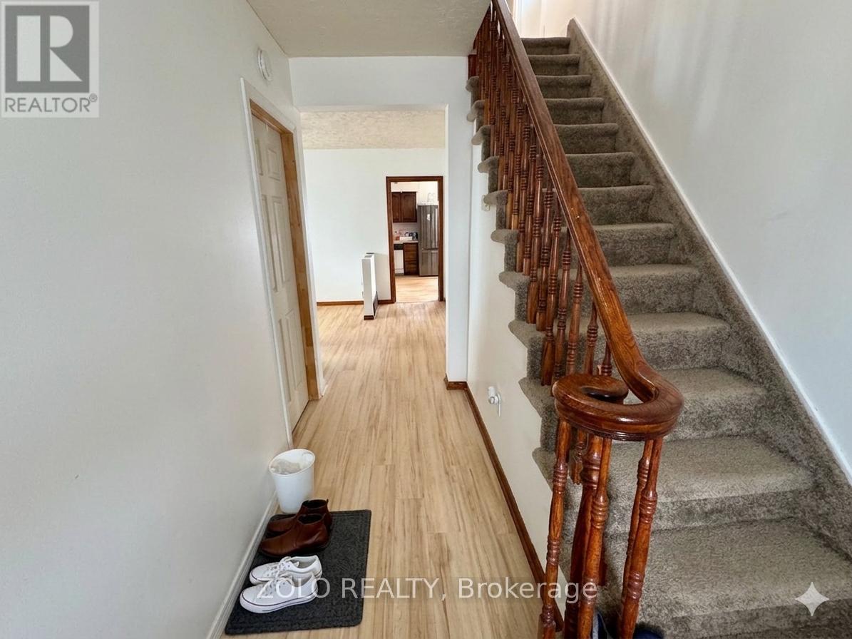 408 Mcconnell Avenue, Cornwall, Ontario  K6H 4L7 - Photo 2 - X12961752