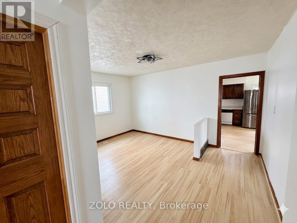 408 Mcconnell Avenue, Cornwall, Ontario  K6H 4L7 - Photo 3 - X12961752