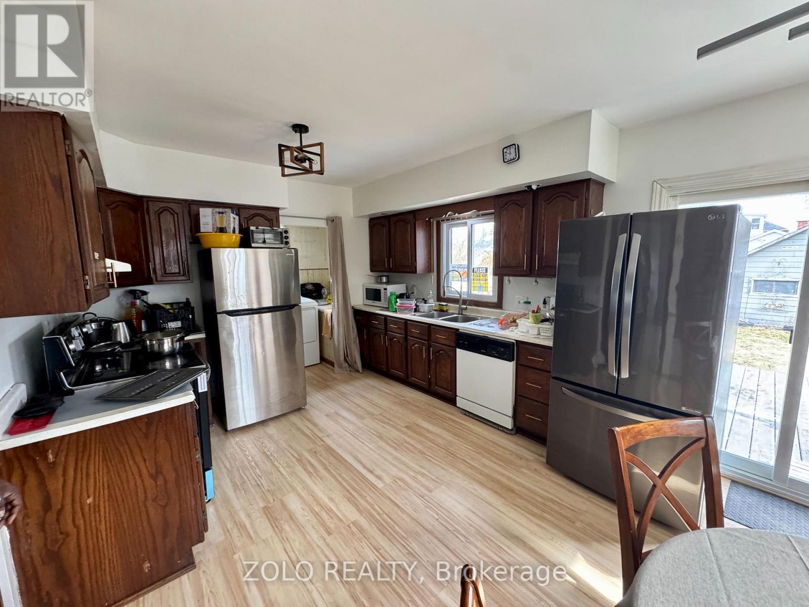 408 Mcconnell Avenue, Cornwall, Ontario  K6H 4L7 - Photo 5 - X12961752